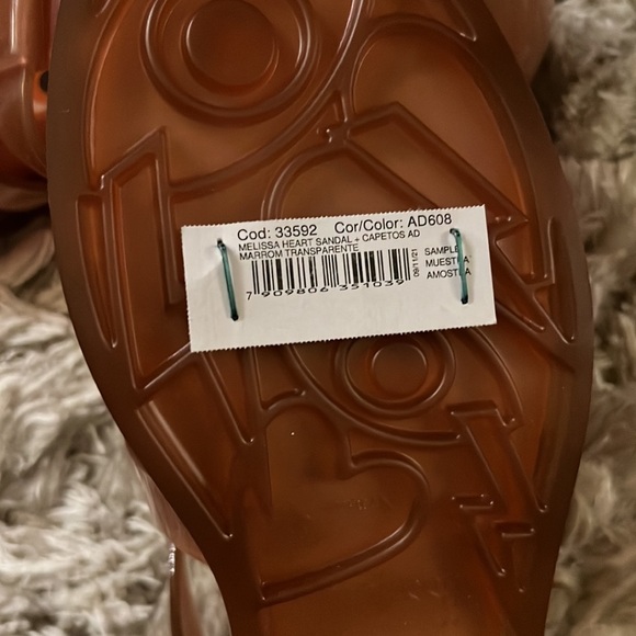 MELISSA HEART SANDAL + CAPETOS - Picture 5 of 6